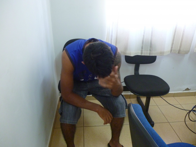 Disque droga: Suspeito de tráfico é preso no bairro São João O jovem de 19 anos, será indiciado pelo crime de tráfico de drogas
Foto: Cristiane Vieira