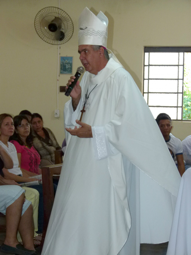 Católicos celebram um ano da posse do Bispo Dom Luiz Knupp Católicos celebram um ano da posse do Bispo Dom Luiz Knupp