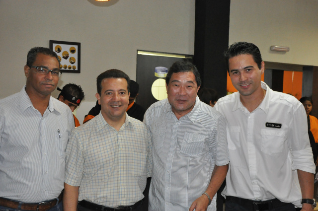Secretário prestigia inauguração do restaurante Banzai Japanese Food O Banzai Japanese Food Restaurante tem sua matriz na cidade de Andradina/SP (Foto: Divulgação/Assecom)