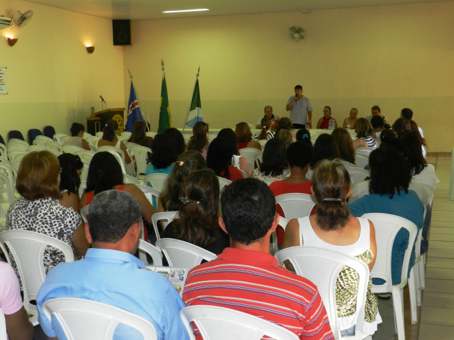 Fetems reforça a importância da paralisação nacional em Três Lagoas Trabalhadores na luta pela formação sindical
Foto: Assessoria de Imprensa