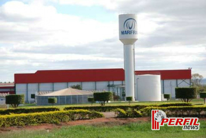 Tragédia em curtume em Batagusssu reacende discussão nas indústrias alimentícias O acidente com o gás tóxico aconteceu no Frigorífico Marfrig. Quatro pessoas morreram e dezenas inalaram o gás.
Foto:Arquivo