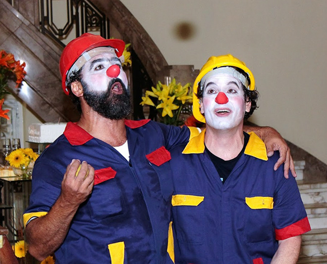 Encenação de peça de teatro amador (Foto: Google Imagens)