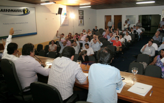 Márcia Moura participa de assembleia entre Governo do Estado e Assomasul Em Três Lagoas o reajuste já foi antecipado para os servidores
Foto: Assessoria de Imprensa
