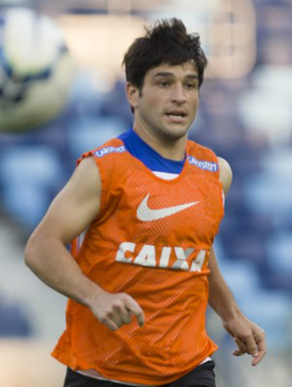 Lodeiro deve ser aproveitado por Tite em 2015 (Foto: Daniel Augusto Jr./Ag. Corinthians)