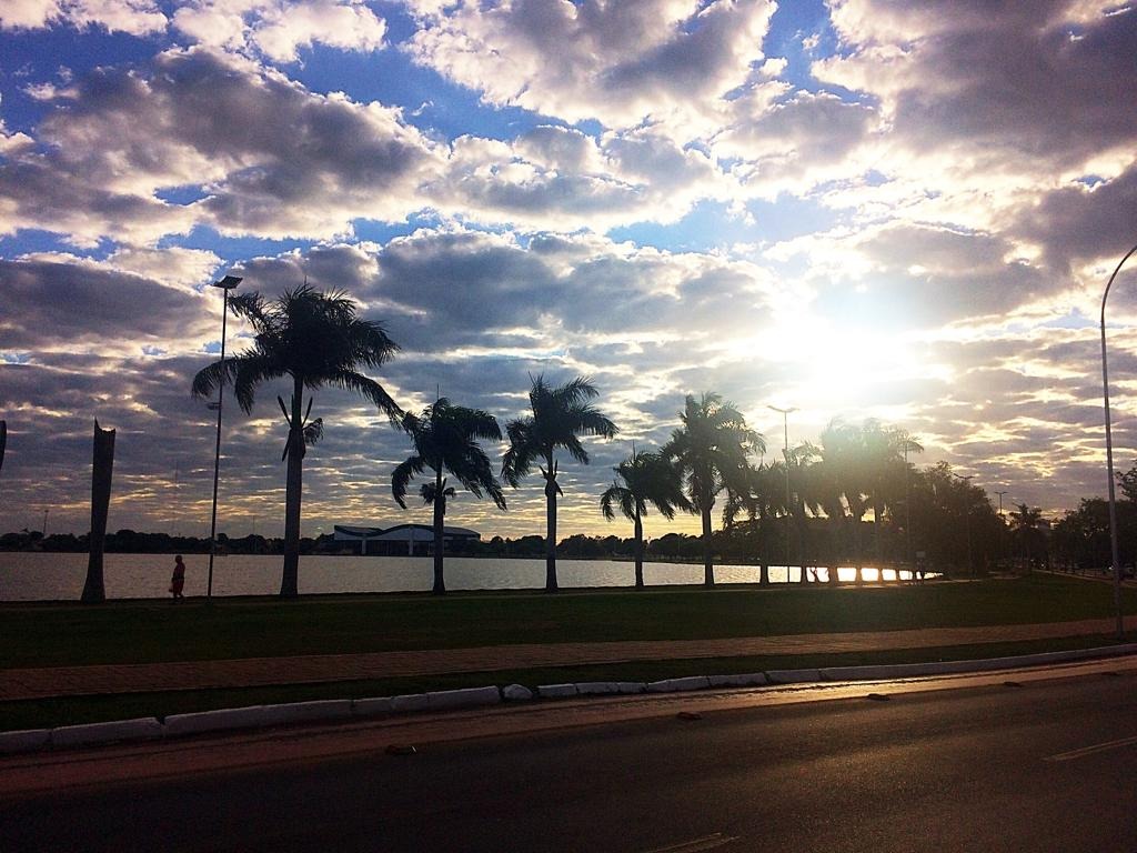 Semana termina com temperaturas altas e pouca chance de chuva Foto: Gisele Berto