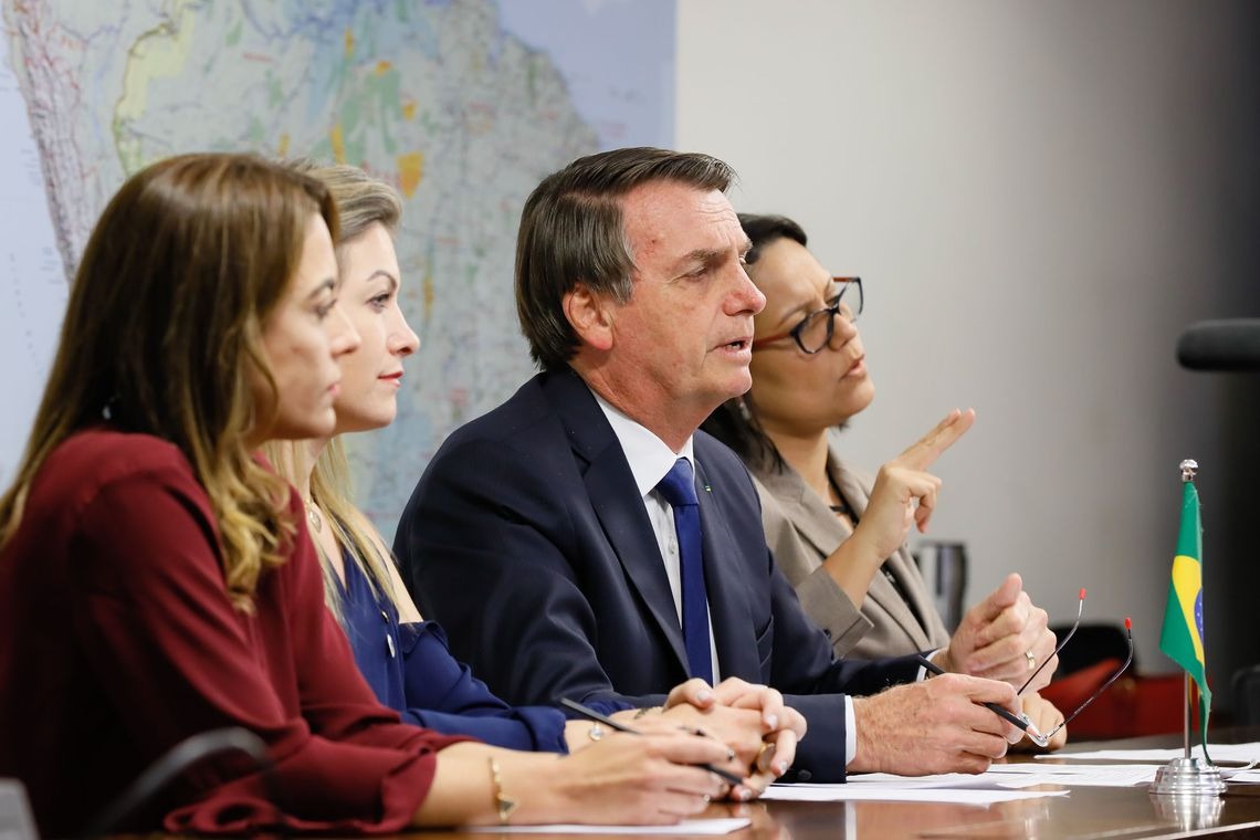 Bolsonaro: tendência do governo é vetar franquia de bagagem Foto: Isac Nóbrega/PR