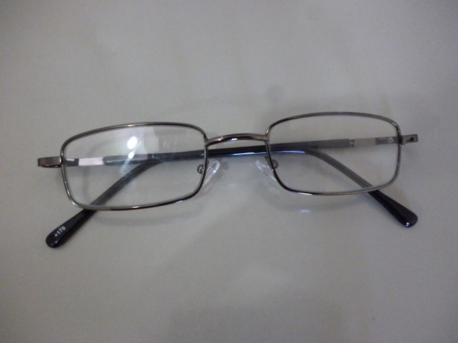 Óculos foi comprado no valor de R$ 10,00