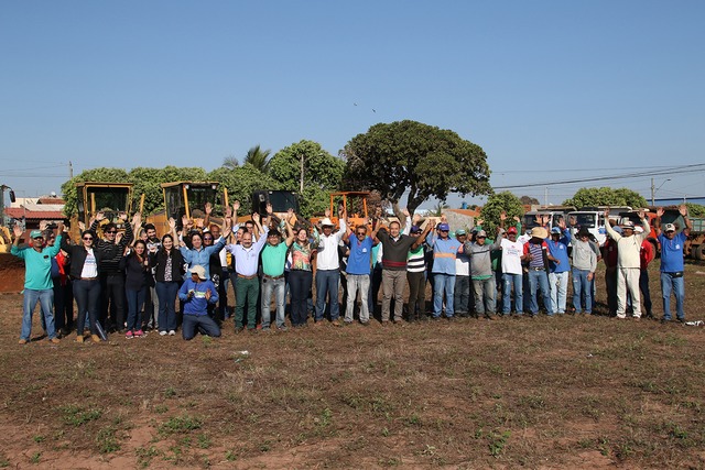 Campanha “Meu Bairro Limpo” percorre cinco bairros nesta edição Mutirão visa recolher materiais que não são utilizados e podem atrair insetos transmissores de doenças (Foto/Assessoria)