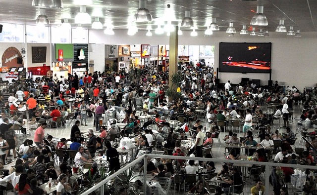No Motorcycle, Shopping China derruba os preços de mais de 5 mil produtos Praça de alimentação terá apresentação de banda musical e grande variedades de gastronomia (Foto: Assessoria)