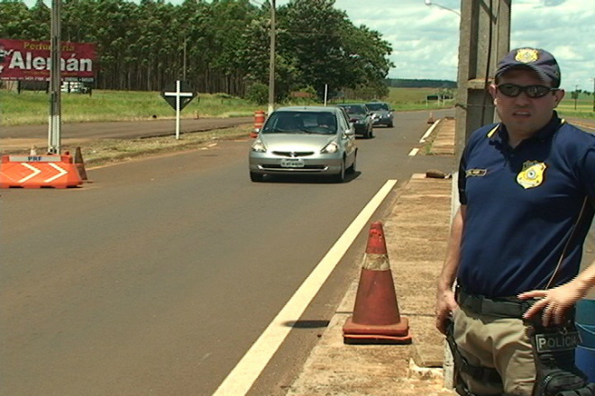 Índice de tráfico nas rodovias aumentou comparando janeiro de 2011 e 2012 Polícia Rodoviária Federal intensifica fiscalizações na região de fronteira
Foto: César Esquibel