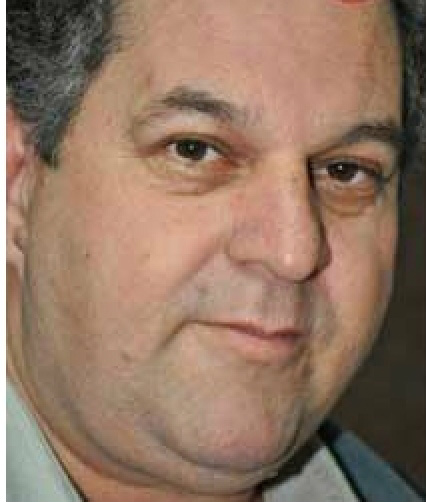 Jornalista é alvejado por pistoleiros e morre Jornalista era diretor do site Mercosul News
Foto: Divulgação