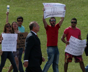 VISITANTE ILUSTRE VISITANTE ILUSTRE