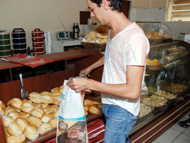 Os sacos biodegradáveis para pães têm espaço para 44 anúncios
Foto: Fiems