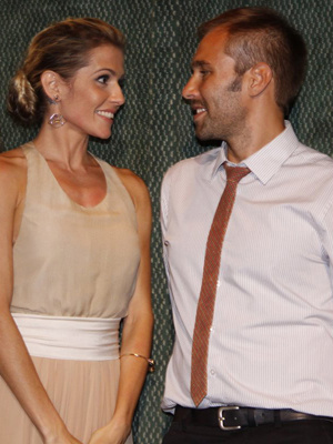 'Bruna Surfistinha é a personagem da minha vida', diz Deborah Secco Débora Secco ao lado do diretor Marcus Baldini.