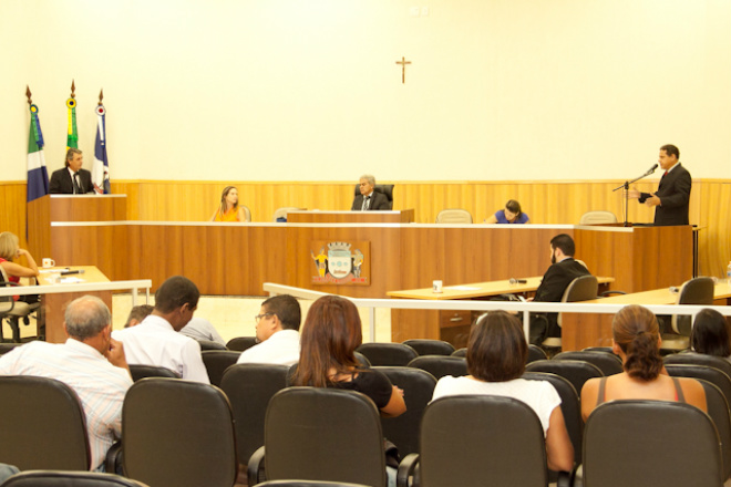 Vereadores aprovam gratificações a servidores da educação A sessão desta terça-feira foi presidida pelo primeiro vice-presidente, Jorginho do Gás (PSDB), por problemas de saúde do presidente, vereador Nuna Viana (PMDB)
Foto: Assessoria de Imprensa