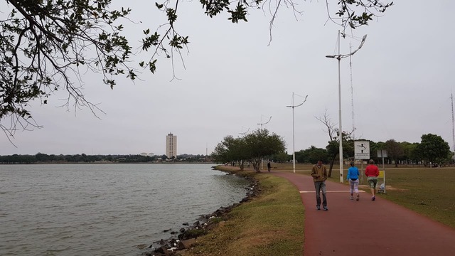 Terça amanhece gelada e com céu nublado em Três Lagoas. (Foto: Ricardo Ojeda/Perfil News).
