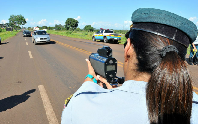 Polícia Rodoviária Estadual, a exemplo da PRF, utilizará radares móveis para fiscalização
Foto: Álvaro Rezende/Correio do Estado
