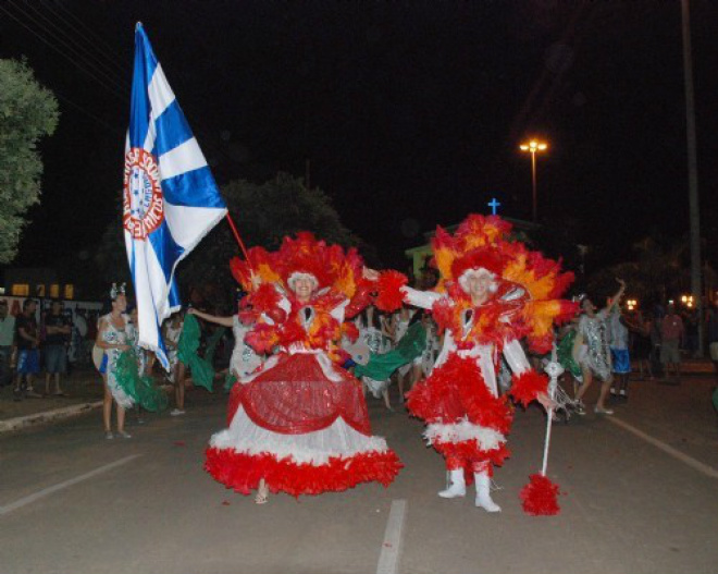 A expectativa é que milhares de foliões participem do caranaval três-lagoense
Foto: Divulgação 