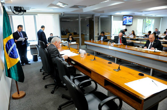 Comissão de Meio Ambiente aprova incentivos a práticas sustentáveis na construção civil Comissão de Meio Ambiente, Defesa do Consumidor e Fiscalização e Controle (CMA) (Foto: Marcos Oliveira/Agência Senado)