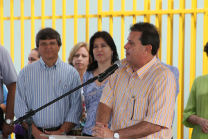 Dentre das autoridades, o deputado estadual Eduardo Rocha marcou presença e elogiou a administração do prefeito Antonio (Fotos: Ricardo Ojeda)