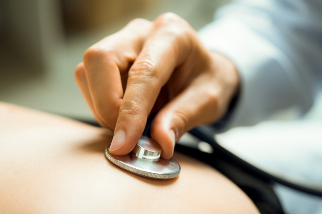 MEC estuda liberar vagas e ofertas de cursos de medicina Reprodução