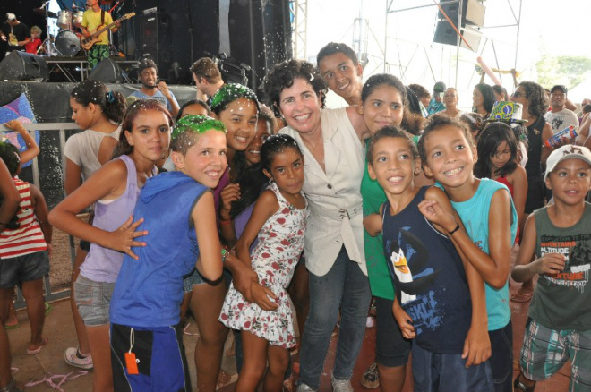 Durante a tarde de matinê as crianças puderam brincar, cantar e usaram fantasias infantis dando um toque todo especial à festa
Foto: Assessoria