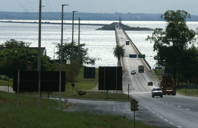 Obra da reforma da Ponte do Paranazão está dentro do cronograma diz Dnit Imagem da ponte professor Maurício Joppert que mede 2.550 metros de extensão e foi inaugurada em 21 de agosto de 1965 e desde então não passou por nenhuma reforma completa (Foto: Arquivo/ Ricardo Ojeda)