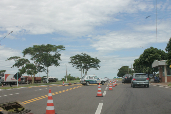 Posto fiscal de Porto XV de Novembro em Bataguassu entrada de acesso ao Estado de MS, por onde passam diariamente milhares de caminhões (Foto: Ricardo Ojeda) 