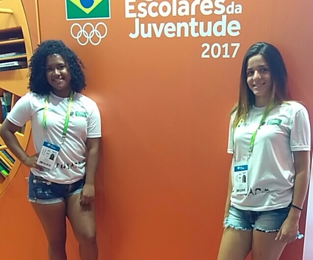 Atletas de Três Lagoas representam o MS em competição na Capital Federal Nathalia e Camila representam Três Lagoas e Mato Grosso do Sul em competição nacional. (Foto: Secom Três Lagoas)