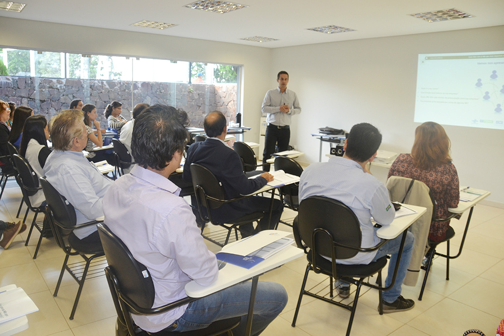 Curso ensina empresários sobre como lidar com as NRs que mais impactam na indústria. (Foto: Asssessoria)