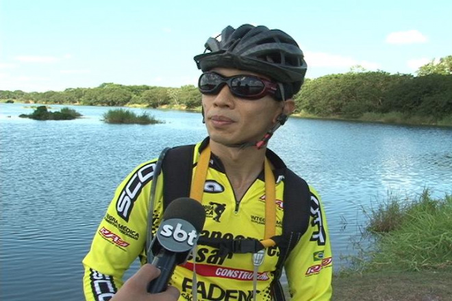 Conheça os benefícios de fazer trilha com bicicleta em Três Lagoas Émerson explica que andar de bicicleta é um ótimo esporte aeróbico