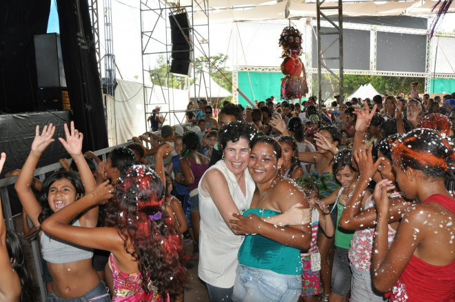 Mais de 40 mil pessoas prestigiaram o Carnalegria 2012 Mais de 40 mil pessoas prestigiaram o Carnalegria 2012