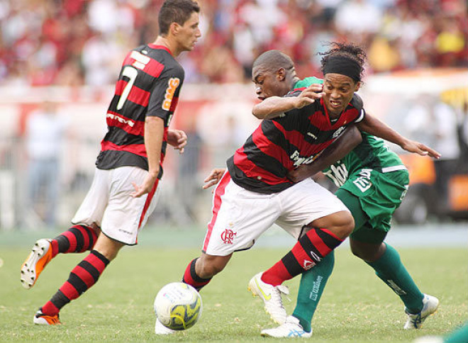 A Taça Guanabara foi conquistada no último domingo (27)
Foto: Folha On-line