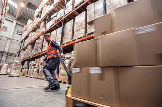Controle de estoque: medida evita prejuízos e custos extras para empresa Também é necessário avaliar quais são os produtos mais vendidos e de maior valor agregado para preparar sua reposição contínua e em quantidades exatas. (Foto: Assessoria)