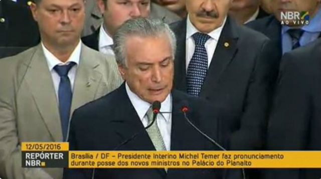 Temer faz seu primeiro pronunciamento como presidente interino da República O presidente interino da República, Michel Temer (PMDB), durante pronunciamento na tarde dessa quinta-feira (12) (Foto: Reprodução/NBR)