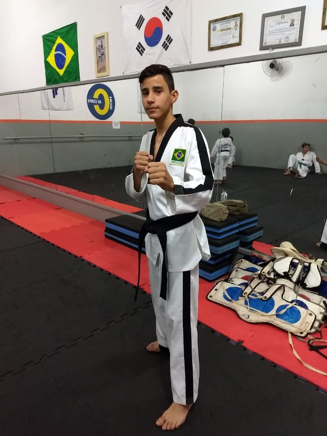 Atleta de Taekwondo três-lagoense lutará por vaga em Grand Slam