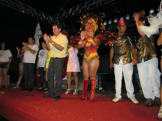 X15, a campeã do desfile do Carnaval de Três Lagoas, fez a festa em Inocência X-15 a escola campeã do carnaval de Três Lagoas desfilou em Inocência
Foto: Assessoria de Comunicação