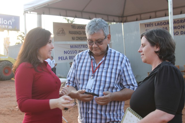 Senadora Simone Tebet conversa com a reportagem do Perfil News. Foto: Márcia Héllen