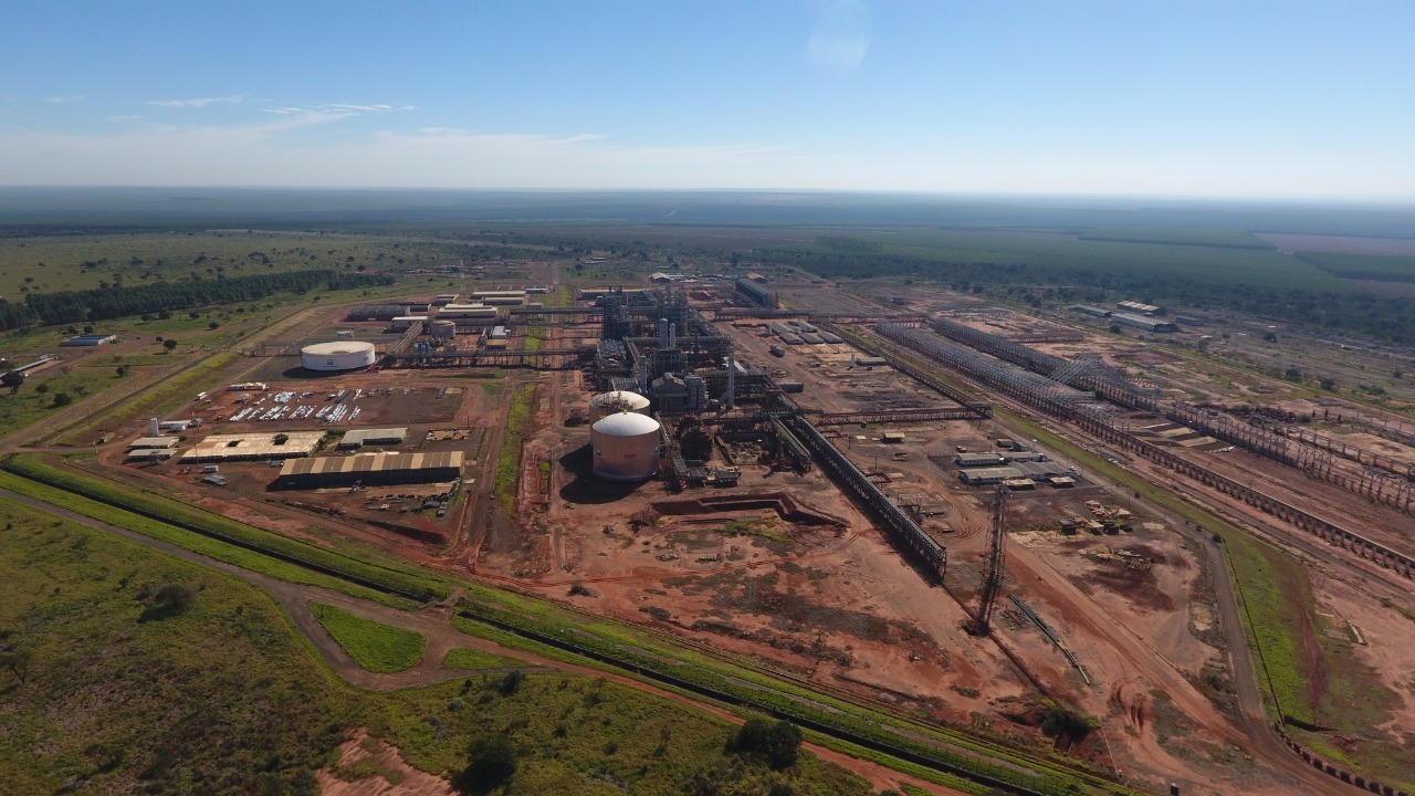 Reconstrução da UFN3 deve começar no início do ano que vem Imagem aérea mostra como está a construção da UFN3 hoje em dia, após mais de quatro anos de paralisação. Veja mais imagens no vídeo abaixo. Foto: Ricardo Ojeda