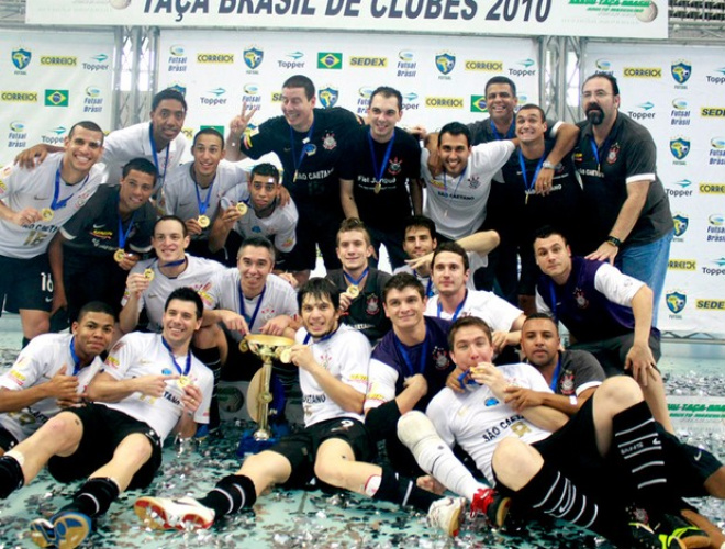 O time do Corinthians foi o grande vencedor da Taça Brasil de futsal (Foto: Divulgação)