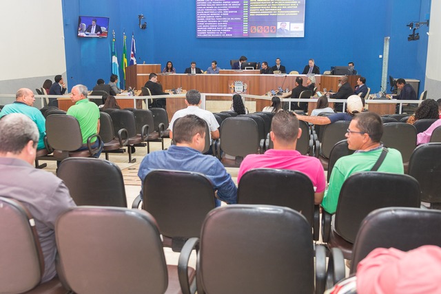 Vereadores arquivam denúncia sobre irregularidades nas tabacarias Divulgação