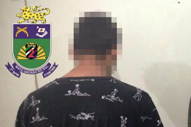 2º BPM prende dois adolescentes por roubo de celular Adolescente de 17 anos que diz ter comprado o celular roubado por preço mais baixo que o mercado (Foto: Assessoria)