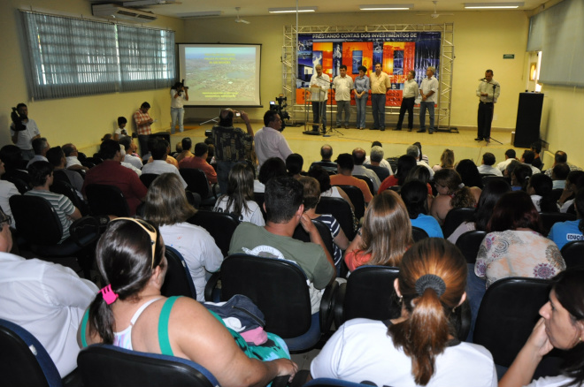 Prefeita presta contas dos mais de R$ 100 milhões de obras Prefeita presta contas dos mais de R$ 100 milhões de obras
Foto: Assessoria de Comunicação
