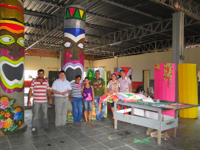 Cultura inova e CarnaRibas 2011 terá decoração Tiki