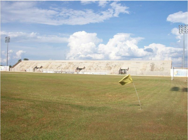 Rodada do Campeonato Municipal de Futebol Amador do Centenário registrou 43 gols As partidas foram realizadas nos campos dos bairros do Jupiá, Paranapungá e São João e no Estádio Municipal “Benedito Soares da Mota” - Madrugadão. (Foto: Divulgação)