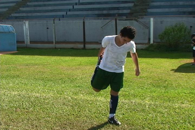 João joga como meia esquerda
Foto: Maycon Almeida