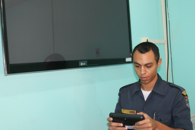 PM de Três Lagoas implanta Projeto Piloto A Polícia Militar vai utilizar moderno aparelhos eletrônicos para diminuir o tempo de atendimento à população (Foto: Ricardo Ojeda)