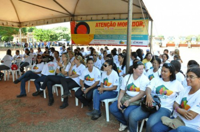 "Queremos os homens ao nosso lado', diz Márcia Moura sobre ascensão da mulher Agentes comunitários de saúde e de combate a endemias são citadas em alusão ao Dia Internacional da Mulher em solenidade. (Foto: Rosildo Moura)