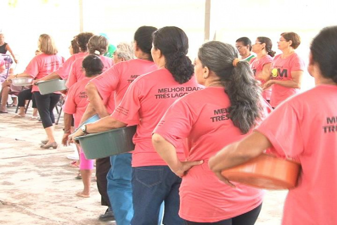 Capoterapia é uma mistura de dança e esporte que proporciona uma qualidade de vida melhor às mulheres da melhor idade de Três Lagoas. (Foto: Arquivo)