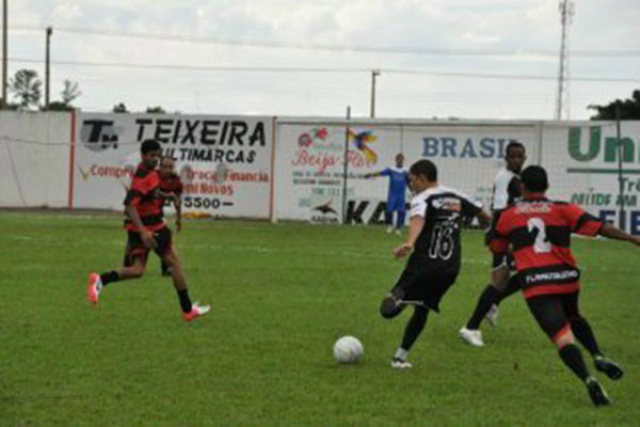 Partidas do Campeonato Municipal de Futebol Amador do Centenário serão disputadas neste domingo As partidas serão realizadas nos campos dos bairros do Jupiá, Paranapungá e São João e no Madrugadão. (Foto: Arquivo/Assessoria)